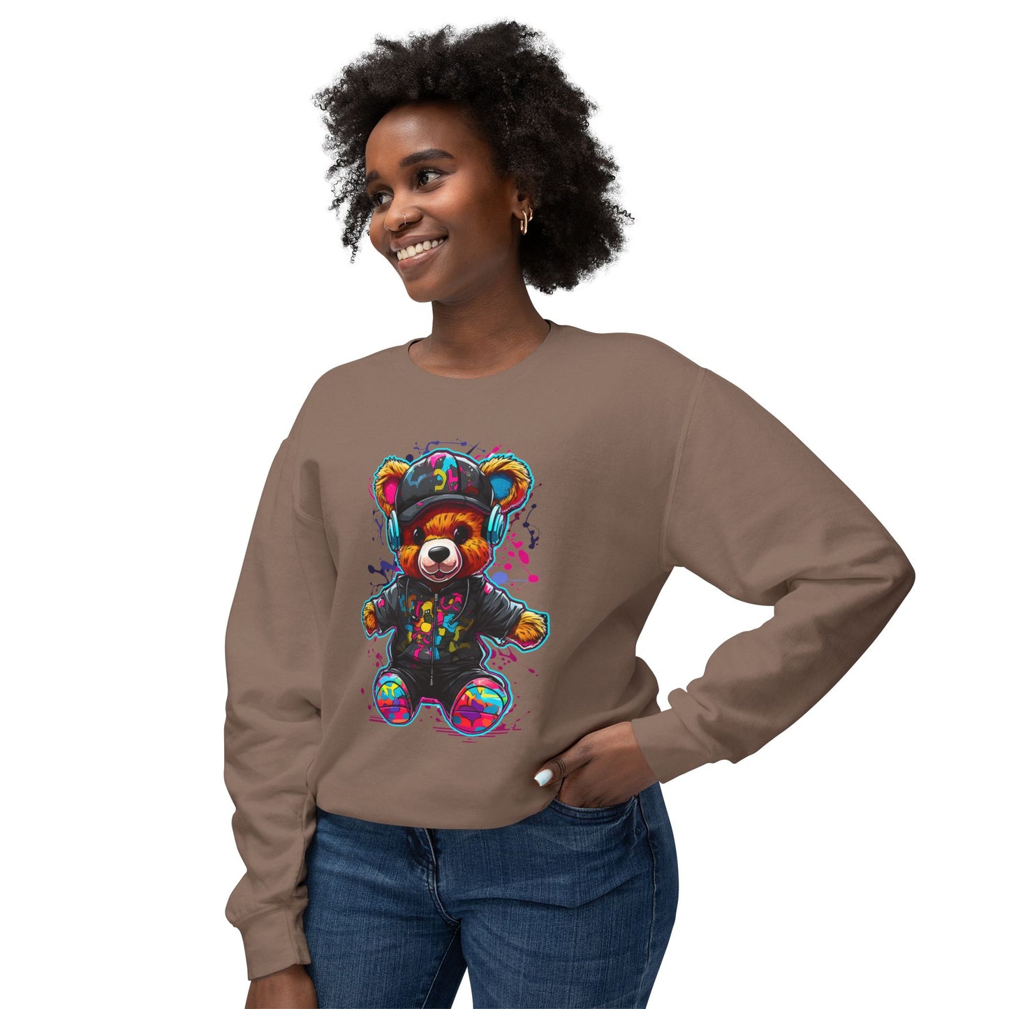 Colorful Bear Graphic Unisex Sweatshirt - Perfect for Casual Comfort