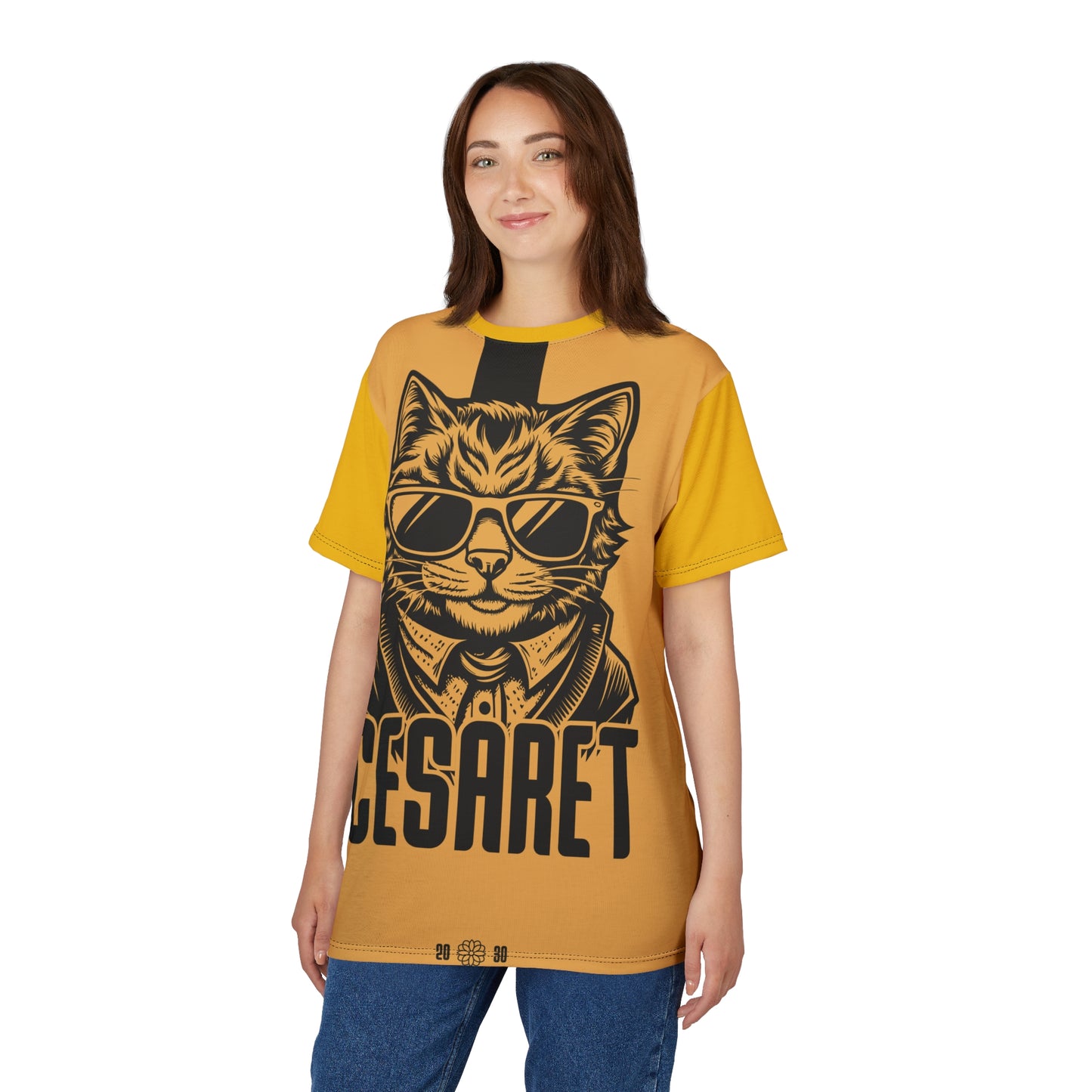 Cool Cat Unisex Tee - CESARET Graphic T-Shirt for Animal Lovers