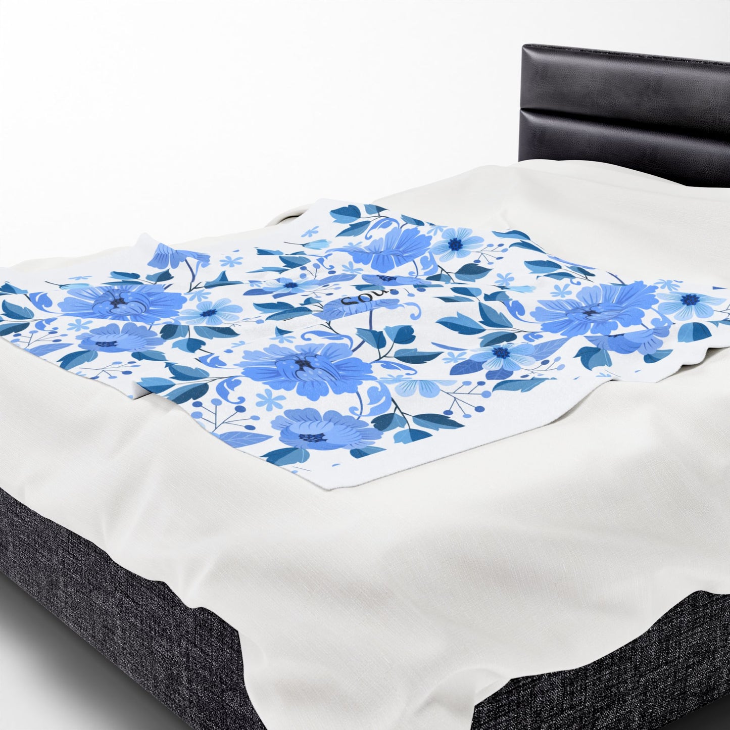 Floral Velveteen Plush Blanket - Sleeps Soundly - Cozy Bedding for Relaxation